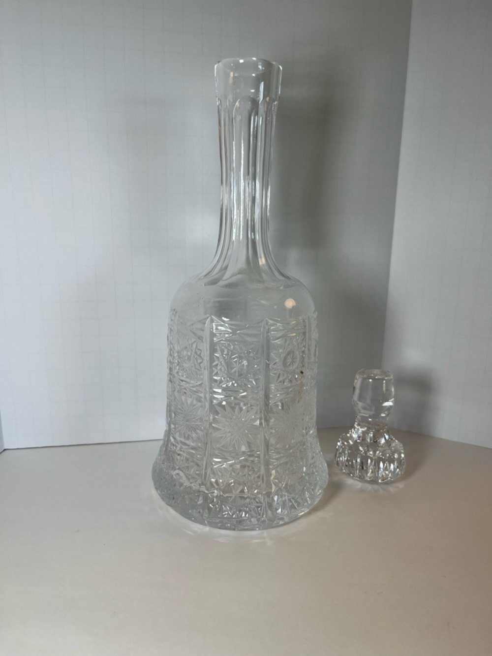 Vintage Starburst-Diamond Cut Glass Bell-Shaped Decanter/Stopper